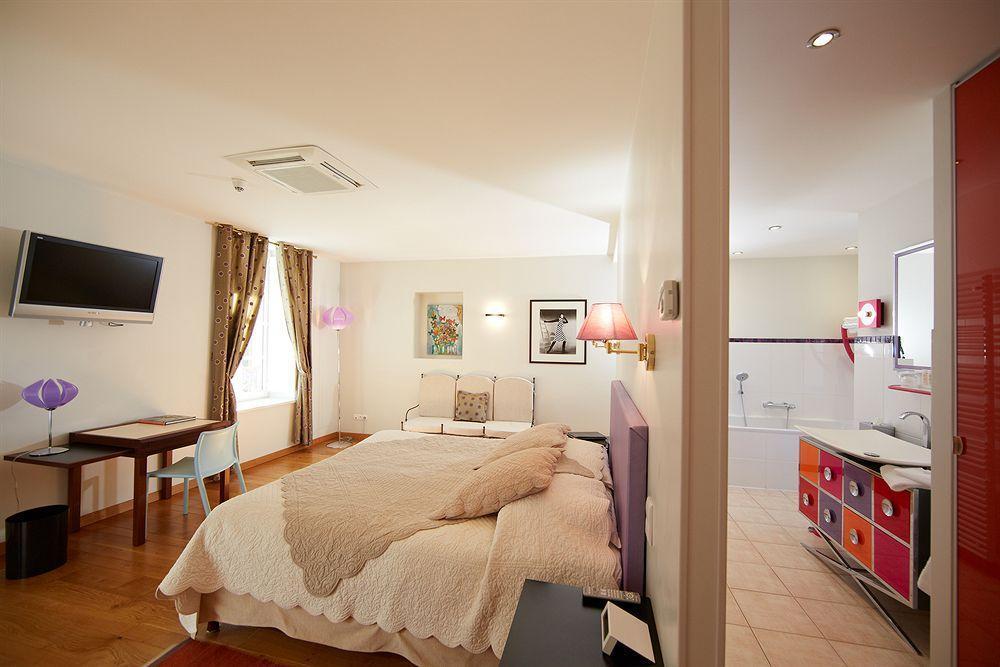 Olivier Leflaive Hotel Restaurants พูลินี-มงทราเชต์ ภายนอก รูปภาพ